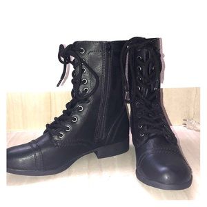 Brand New Black SM  New York Combat Boots Size 9